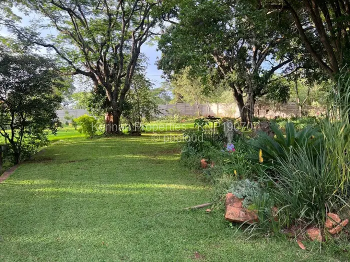 4 Bedroom House for Sale in Umwinsidale, Harare