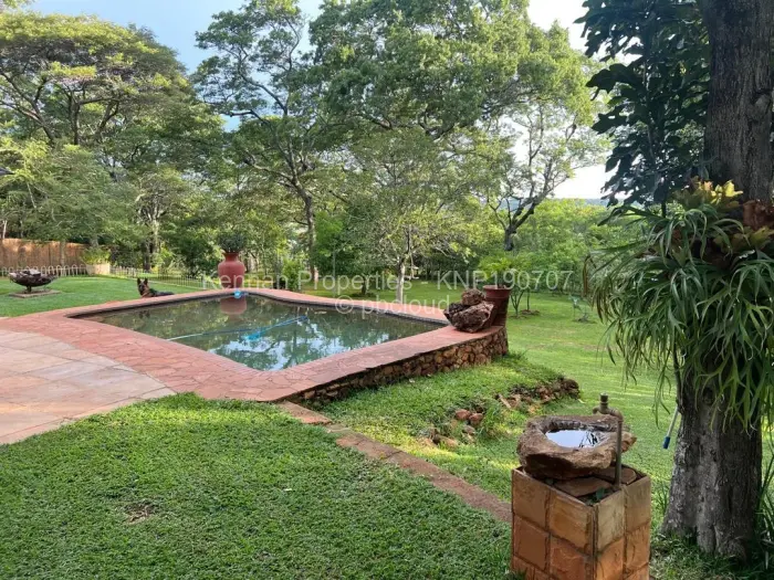 4 Bedroom House for Sale in Umwinsidale, Harare