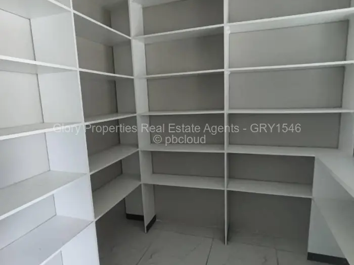 3 Bedroom House to Rent in Crowhill Views, Harare