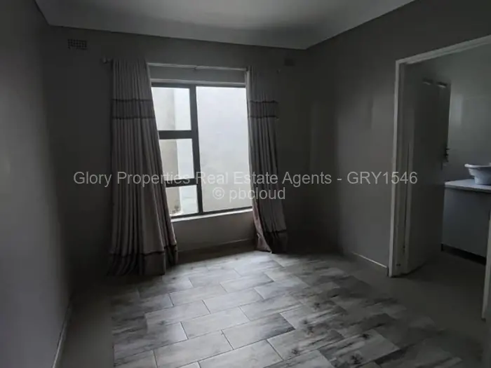 3 Bedroom House to Rent in Crowhill Views, Harare