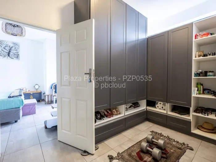 Townhouse/Cluster for Sale in Avondale, Harare