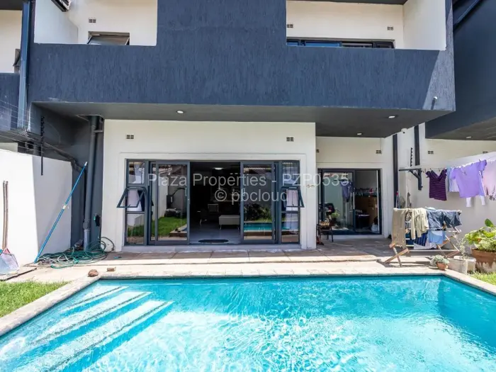 Townhouse/Cluster for Sale in Avondale, Harare