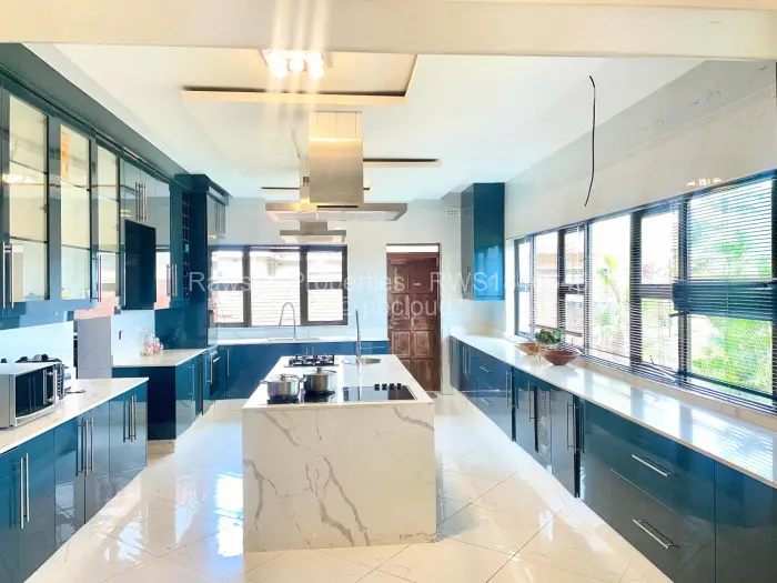 5 Bedroom House for Sale in Mount Pleasant Heights, Harare