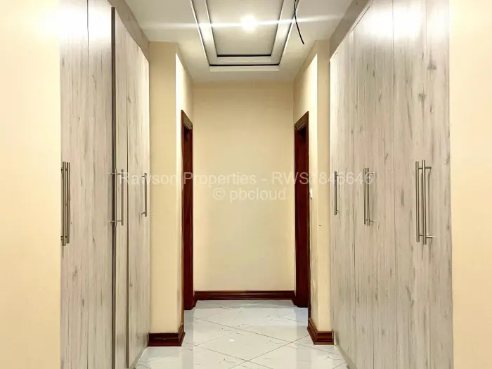 5 Bedroom House for Sale in Mount Pleasant Heights, Harare