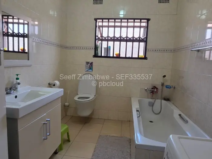 4 Bedroom House for Sale in Madokero Estates, Harare