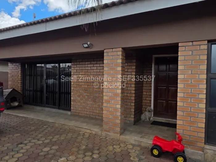 4 Bedroom House for Sale in Madokero Estates, Harare