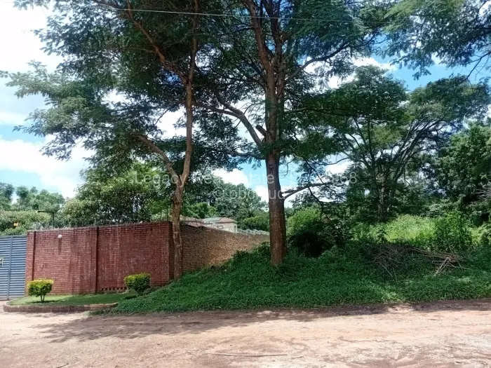 Residential Stand for Sale in Glen Lorne, Harare