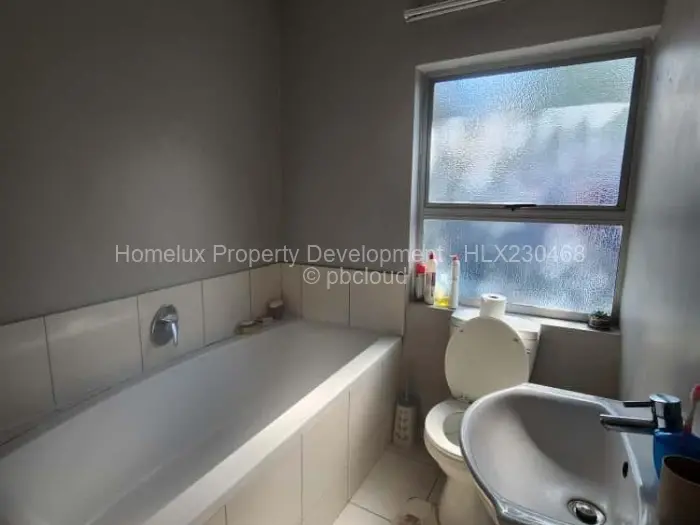 2 Bedroom Cottage/Garden Flat for Sale in Newlands, Harare