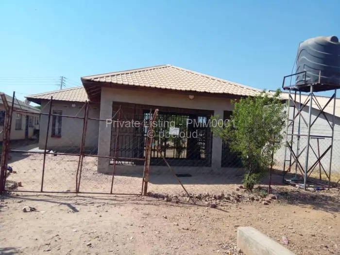 4 Bedroom House to Rent in Budiriro, Harare