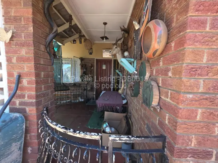3 Bedroom House for Sale in Paddonhurst, Bulawayo