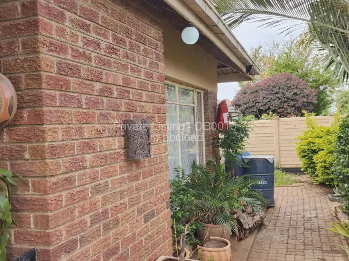 3 Bedroom House for Sale in Paddonhurst, Bulawayo