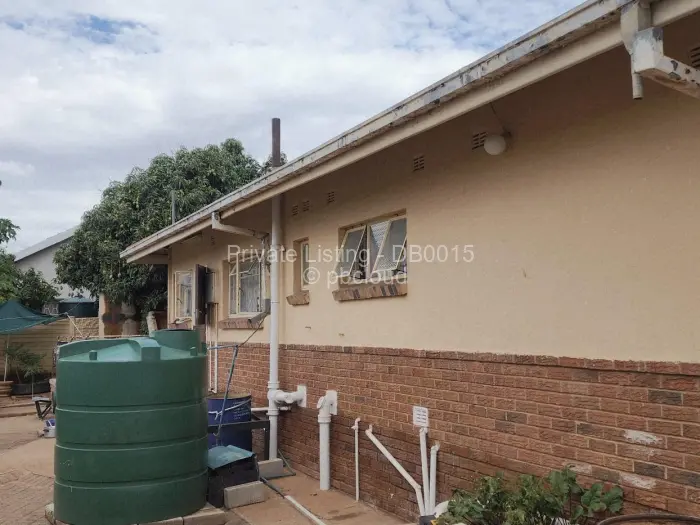 3 Bedroom House for Sale in Paddonhurst, Bulawayo