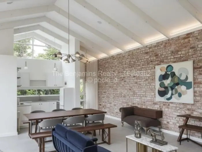 Townhouse/Cluster for Sale in Greendale, Harare