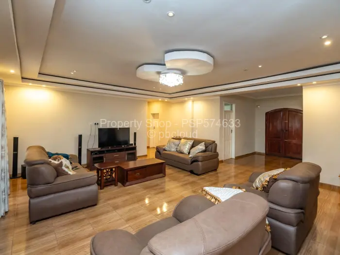 5 Bedroom House for Sale in Glaudina, Harare