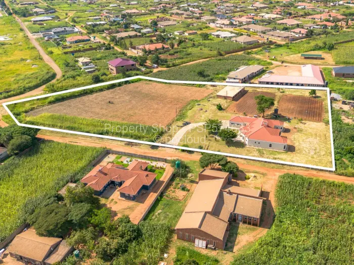 5 Bedroom House for Sale in Glaudina, Harare