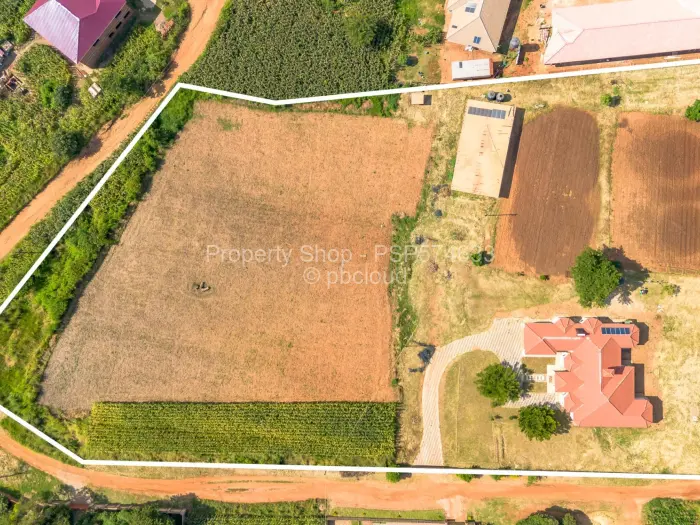 5 Bedroom House for Sale in Glaudina, Harare