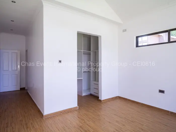 Townhouse/Cluster for Sale in Hogerty Hill, Harare