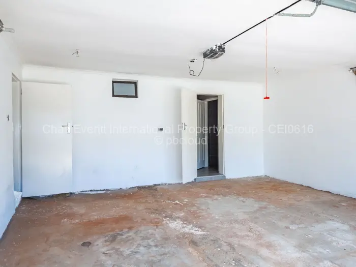 Townhouse/Cluster for Sale in Hogerty Hill, Harare