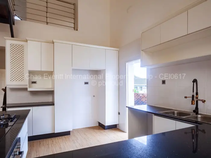 Townhouse/Cluster for Sale in Hogerty Hill, Harare