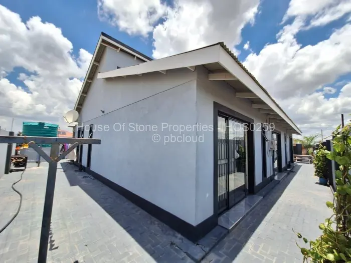 4 Bedroom House for Sale in Mabvazuva Estates, Ruwa