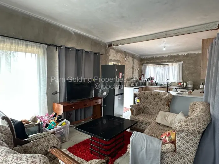 3 Bedroom House for Sale in Queens Park East, Bulawayo