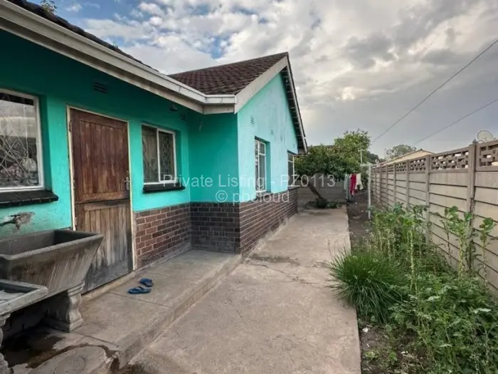 House for Sale in Highfield, Harare