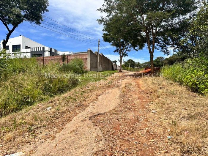 Residential Stand for Sale in Carrick Creagh Estate, Harare