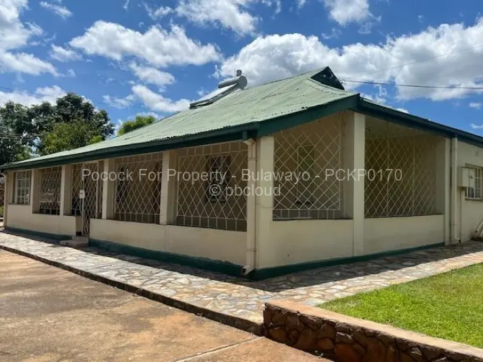 3 Bedroom House for Sale in Bellevue, Bulawayo
