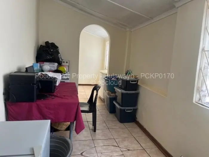 3 Bedroom House for Sale in Bellevue, Bulawayo