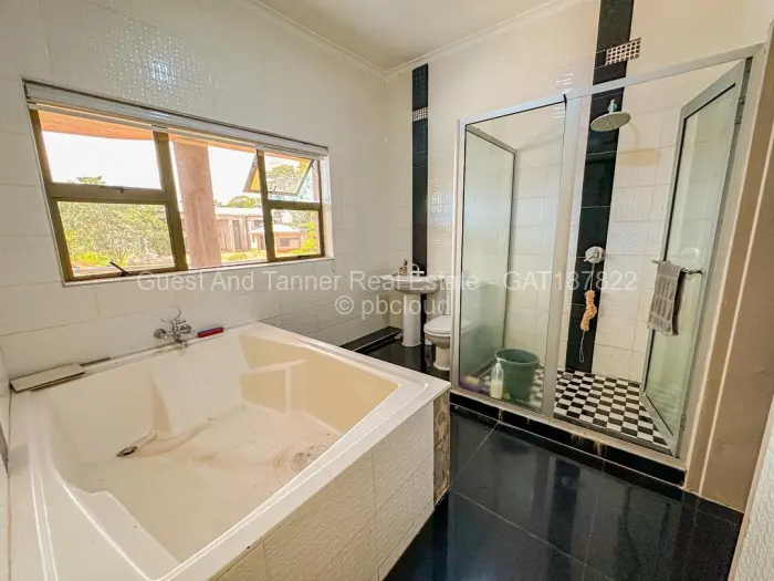 5 Bedroom House for Sale in Gletwin Park, Harare