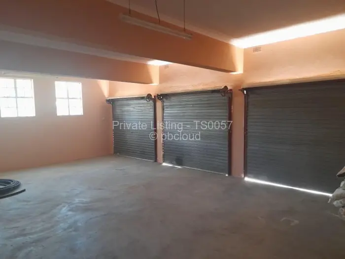 5 Bedroom House for Sale in Glen Lorne, Harare