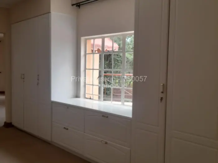 5 Bedroom House for Sale in Glen Lorne, Harare