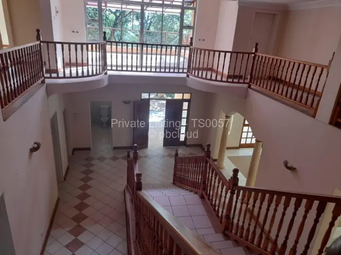 5 Bedroom House for Sale in Glen Lorne, Harare