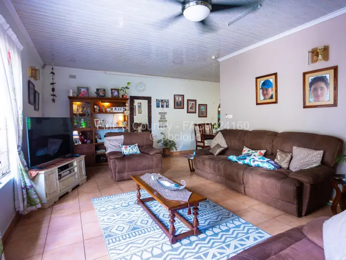 10 Bedroom House for Sale in Hatfield, Harare