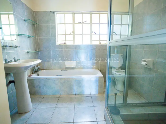 10 Bedroom House for Sale in Hatfield, Harare