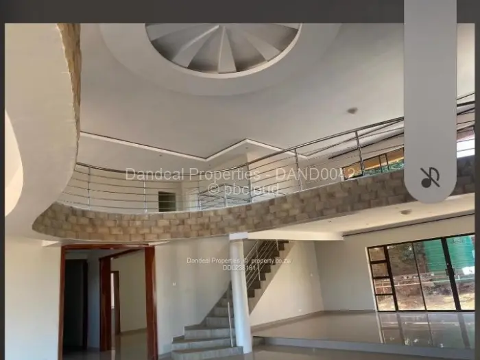 8 Bedroom House for Sale in Gletwin Park, Harare