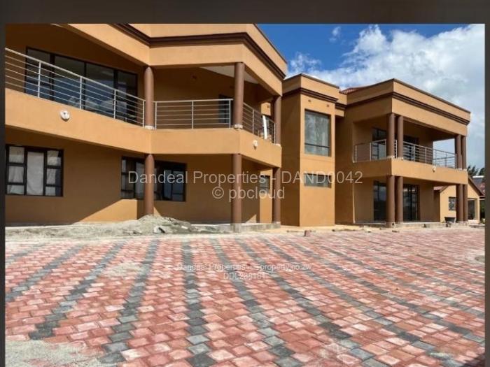 8 Bedroom House for Sale in Gletwin Park, Harare