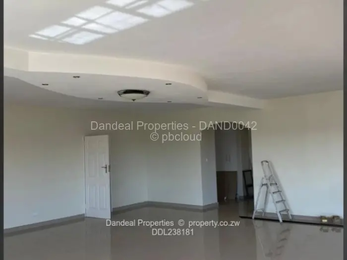 8 Bedroom House for Sale in Gletwin Park, Harare