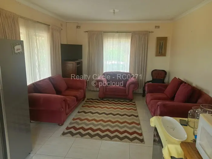 3 Bedroom House to Rent in Zimre Park, Harare
