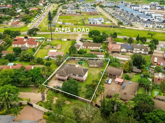 8 Bedroom House for Sale in Vainona, Harare