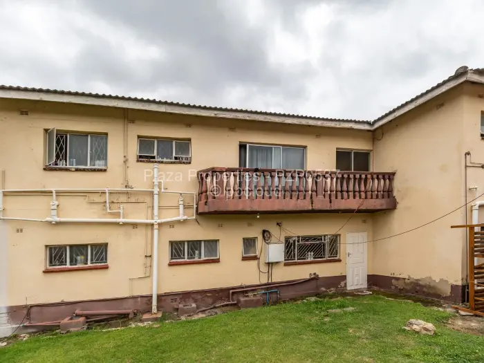 8 Bedroom House for Sale in Vainona, Harare
