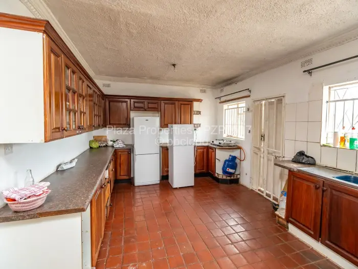 8 Bedroom House for Sale in Vainona, Harare