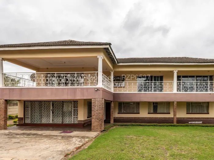 8 Bedroom House for Sale in Vainona, Harare