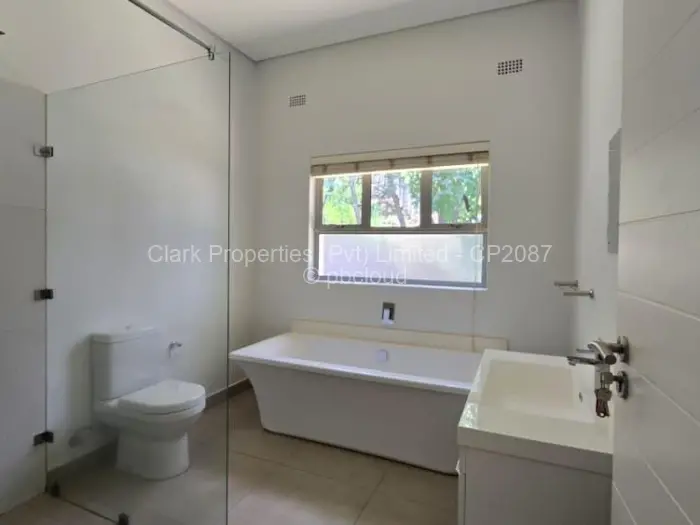 Townhouse/Cluster for Sale in Borrowdale Brooke, Harare