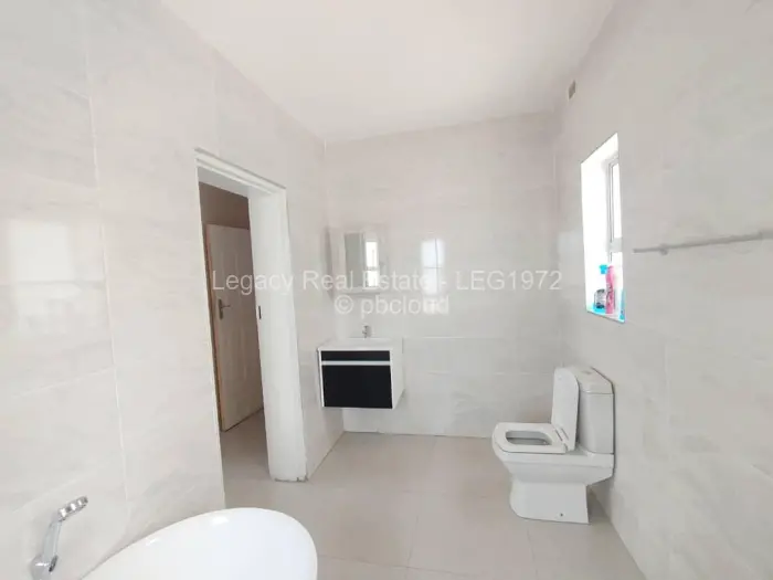 Flat/Apartment for Sale in Budiriro, Harare