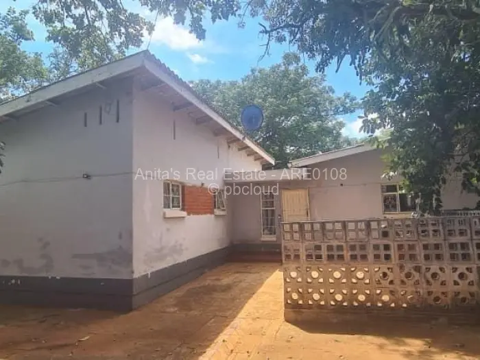 3 Bedroom House for Sale in Hillcrest, Bulawayo
