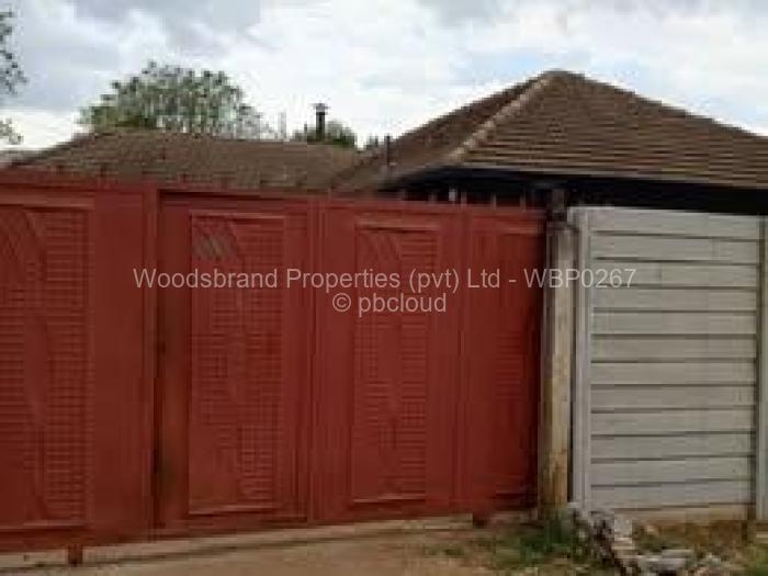 2 Bedroom House to Rent in Mabelreign, Harare