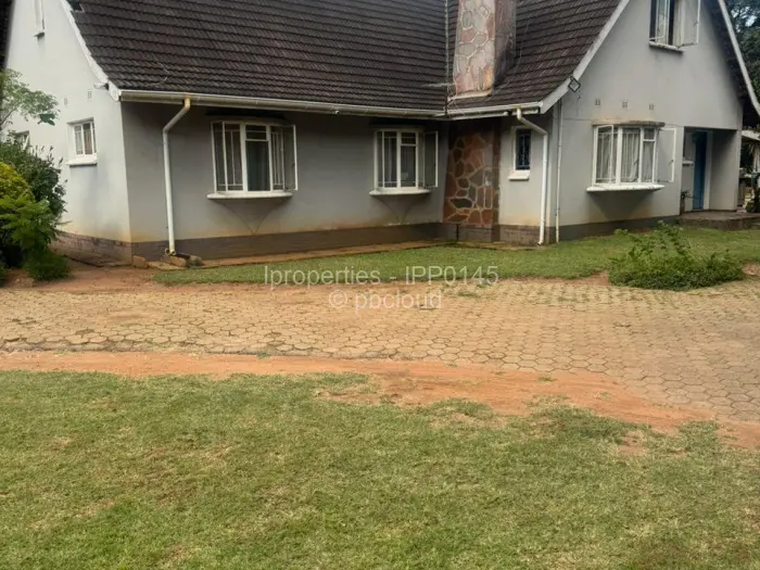 4 Bedroom House for Sale in Athlone, Harare