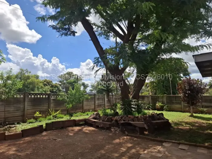 3 Bedroom House for Sale in Queens Park East, Bulawayo