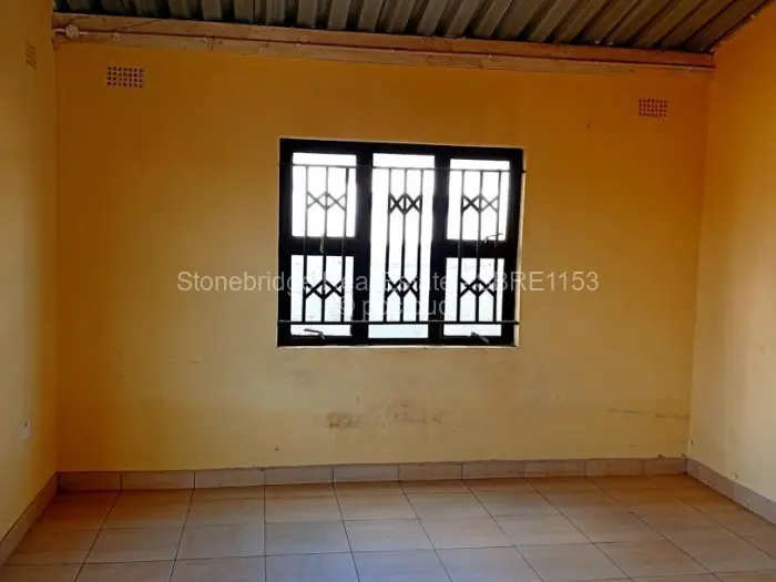 3 Bedroom House for Sale in Mbundane, Bulawayo